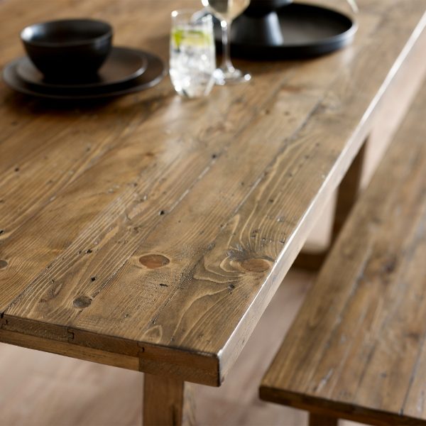 WOB001 - Woburn Dining Table Detail_4